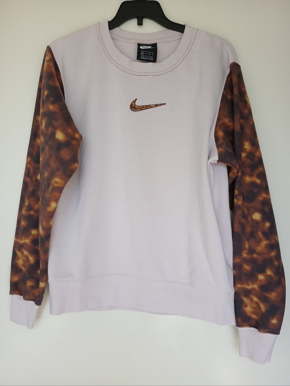 Nike Center Swoosh Tortoise Shell Crewneck Sweatshirt Size XS